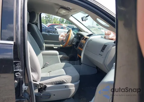 2008 Chrysler Aspen Limited from USA, damaged, VIN 1A8HW58N68F110681